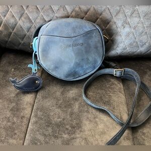 Portland Leather Circle Crossbody